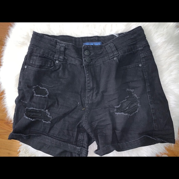 Black Washed Denim Shorts size 7/8 - Picture 1 of 3